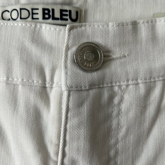 LADIES "CODE BLEU" WHITE CHELSEA CROP JEANS Sz. 14 - Picture 1 of 8